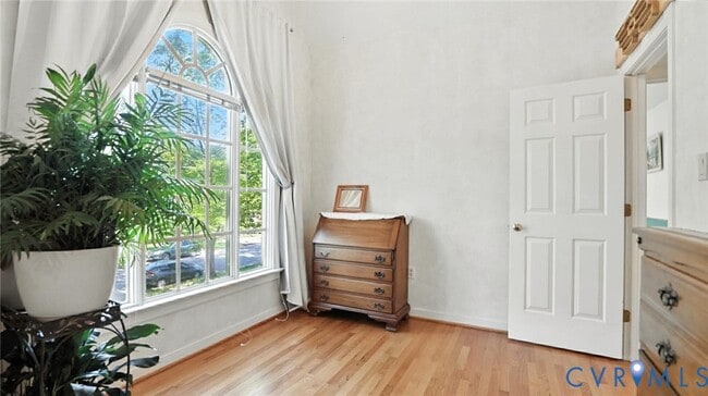 Building Photo - 3321 Gloucester Rd