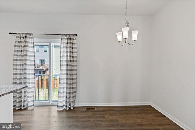 Building Photo - 162 Magellan Dr