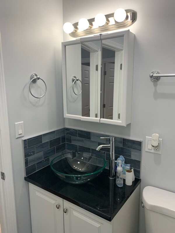 Building Photo - 8115 S Langley Ave