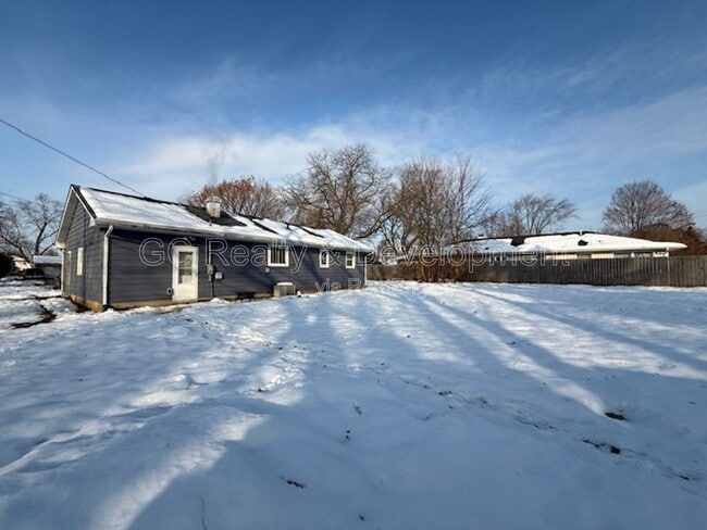 Building Photo - 838 Whitlock Ave