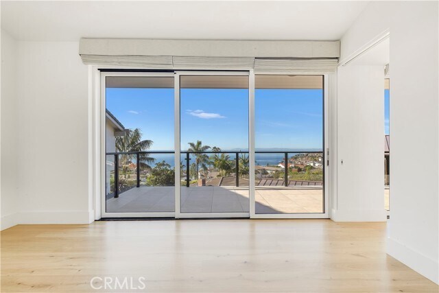 Building Photo - 420 Emerald Bay