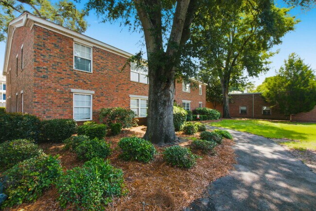 Building Photo - 1240 Fairmont Ave