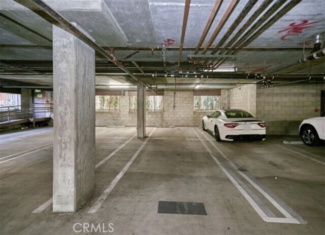 Building Photo - 3855 Ingraham St