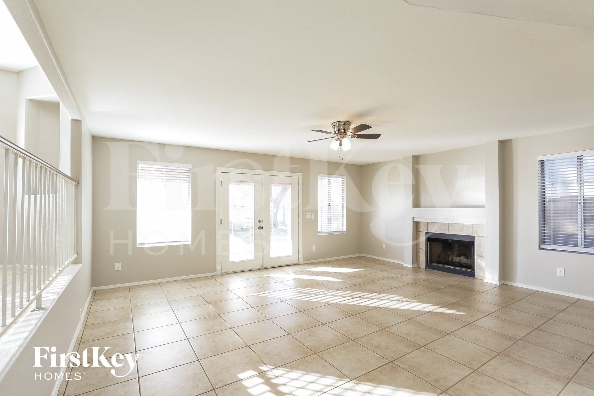 Building Photo - 8735 W Sierra Vista Dr