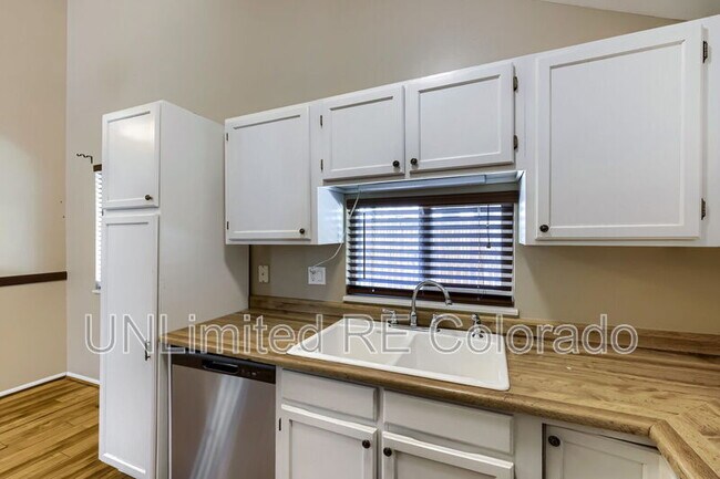 Building Photo - 11846 E Cornell Cir