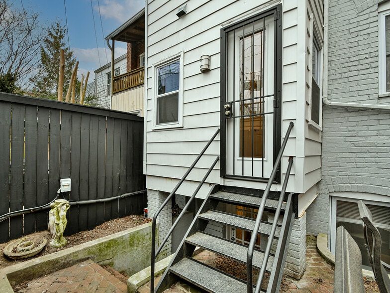 Building Photo - 3415 13th St NW