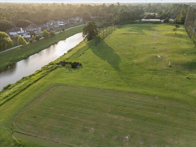 Building Photo - 8719 Silver Lure Dr