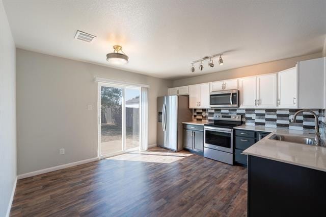 Building Photo - 1705 Willow Way