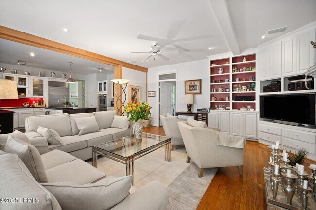 Building Photo - 32 Sparrow Nest Point