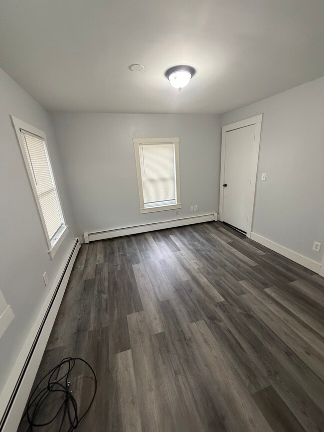 Building Photo - 142 Leighton St