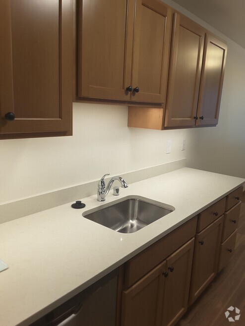 Kitchen - Inglewood Forest Apartments