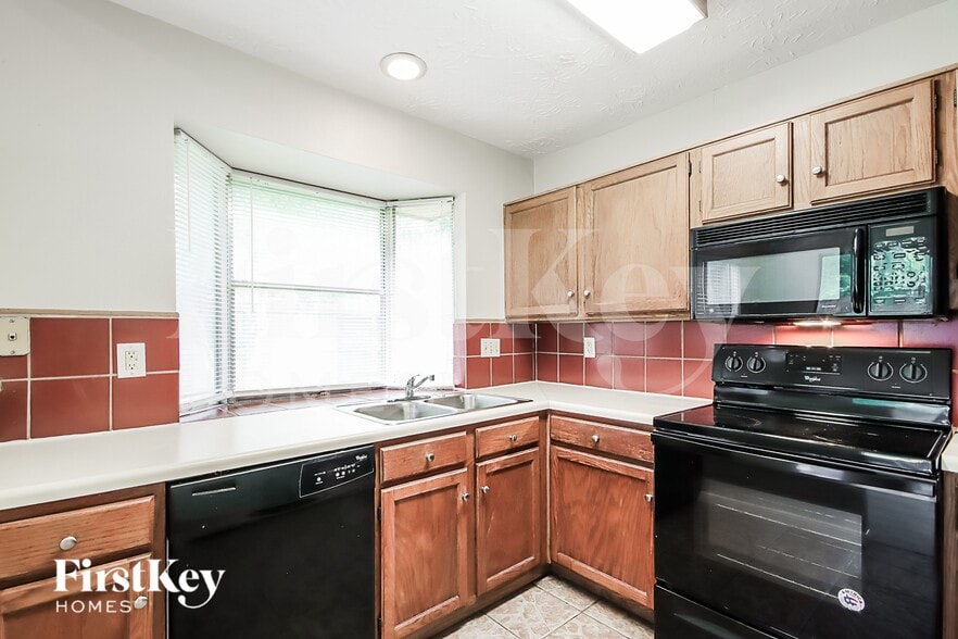 Building Photo - 4030 Meadowgold Ln