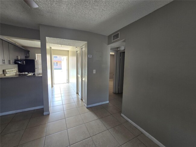 Building Photo - 95 NE 41st St