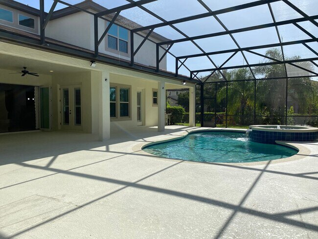 Building Photo - Exquisite 6-Bedroom Estate with Private Po...