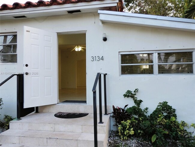 Building Photo - 3134 SW 25th Ter