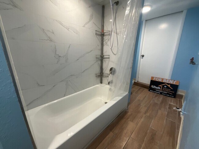 Building Photo - 295 E