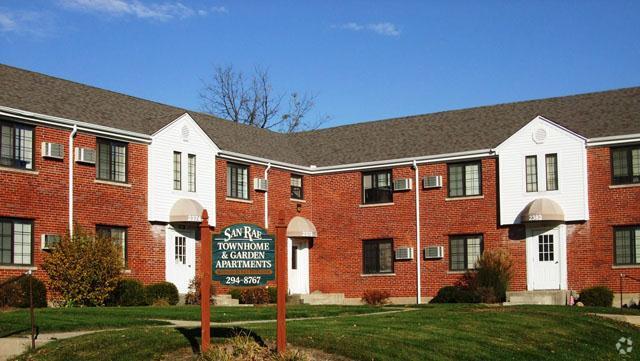 Building Photo - Huntley Ridge