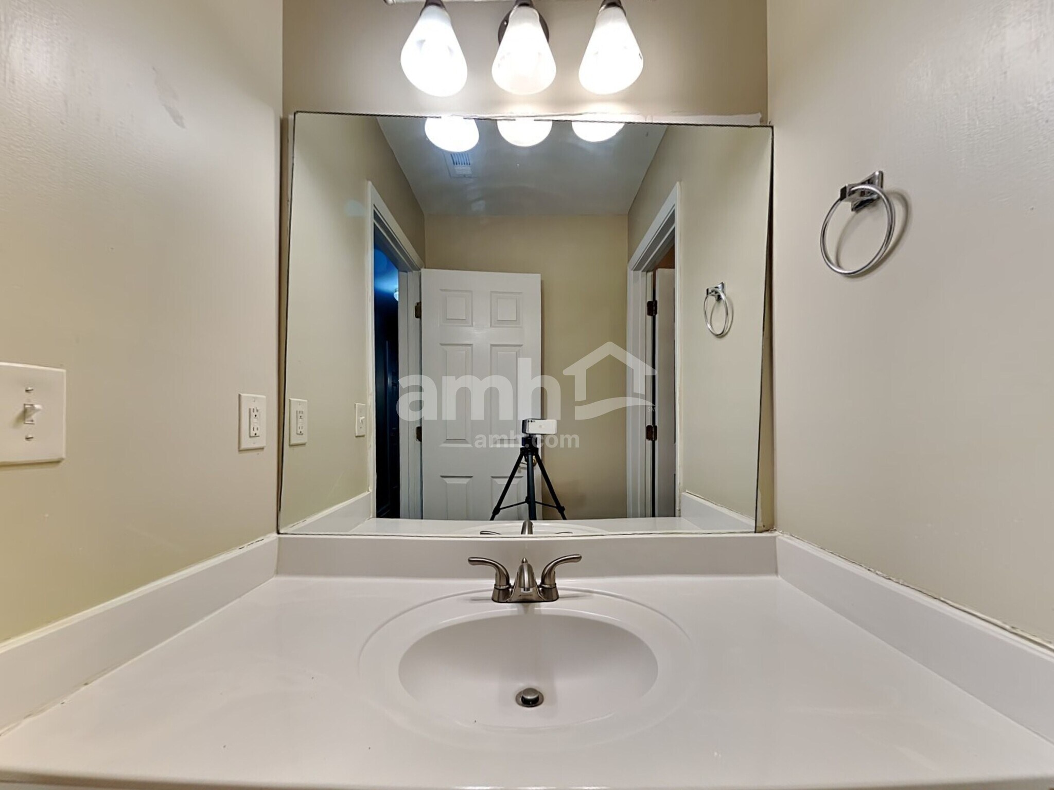 Building Photo - 2528 Howell Farms Way NW