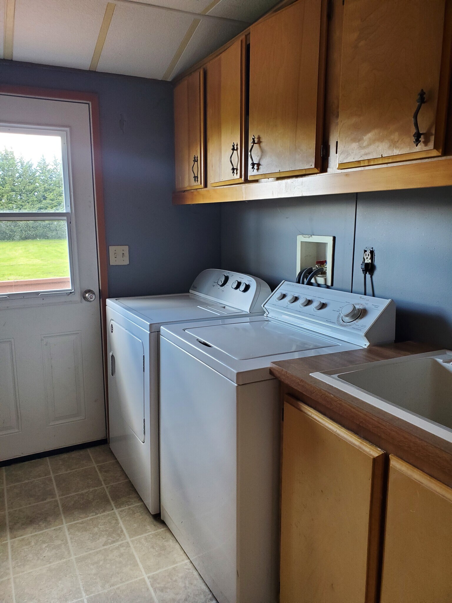 Laundry room in unit - 12306 67th Ave NE