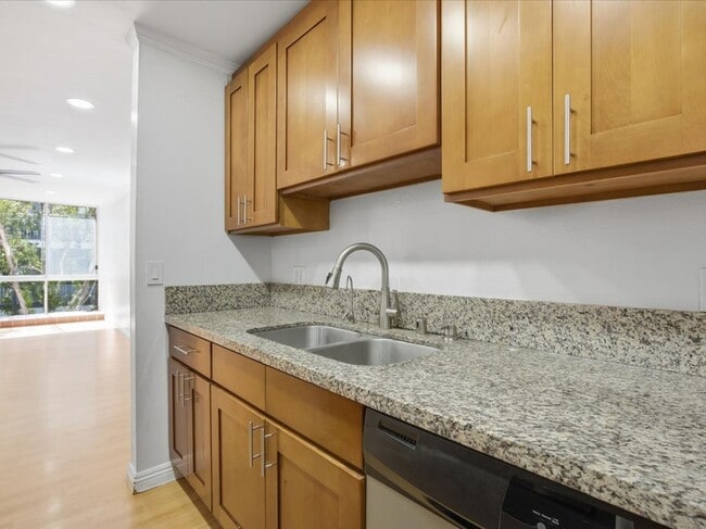 Building Photo - 3604 W Estates Ln