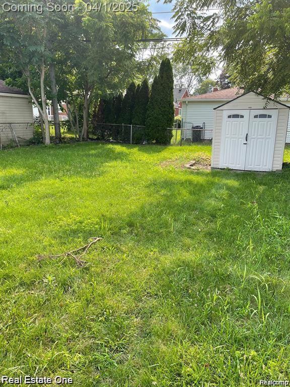 Building Photo - 6991 Colonial St