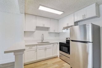 Building Photo - Terre at Sandalwood