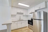 Building Photo - Terre at Sandalwood