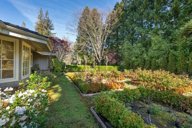 Building Photo - 1 Adam Way