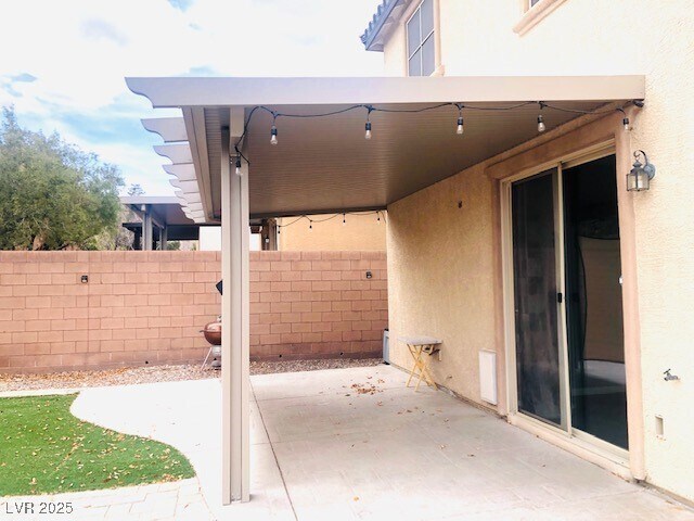 Building Photo - 10741 Beach House Ave