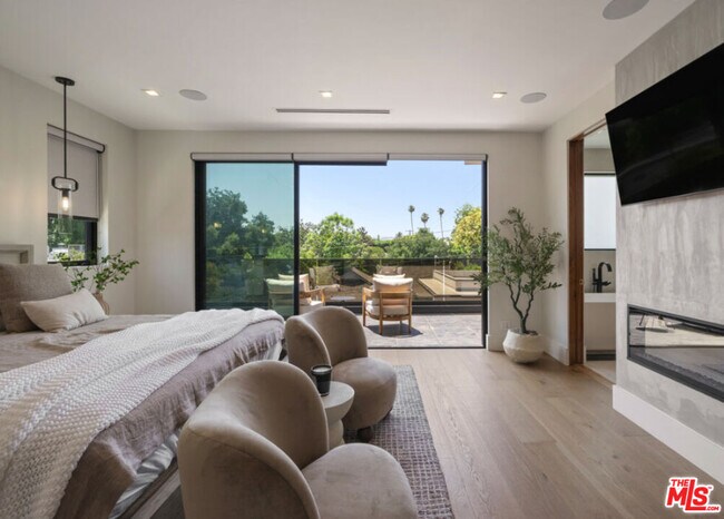 Building Photo - 4299 Elmer Ave