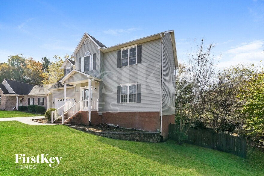 Building Photo - 2013 Lancey Dr