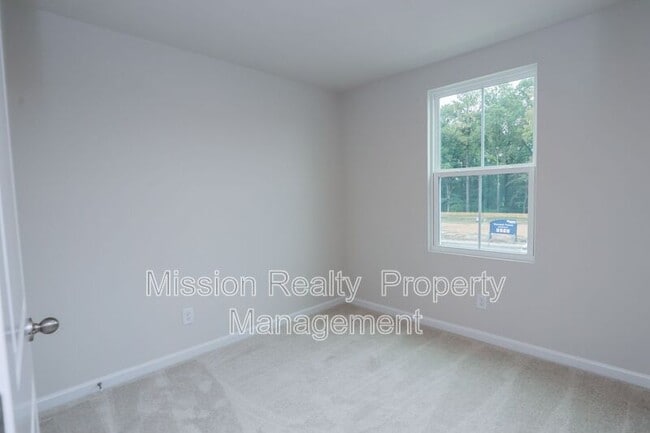 Building Photo - 1164 Canterbury Rdg Rd