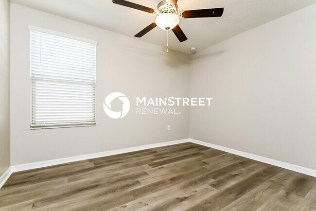 Building Photo - 6 Bedroom Pet-Friendly Home in RIVERVIEW, FL with Main Street Renewal