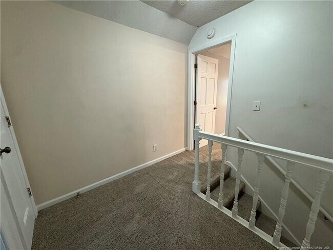 Building Photo - 405 Bannerman Pl