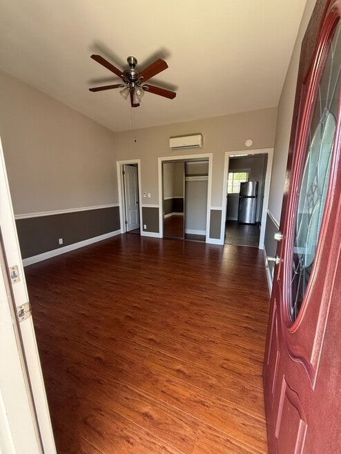 Building Photo - 276 S Sierra Madre Blvd