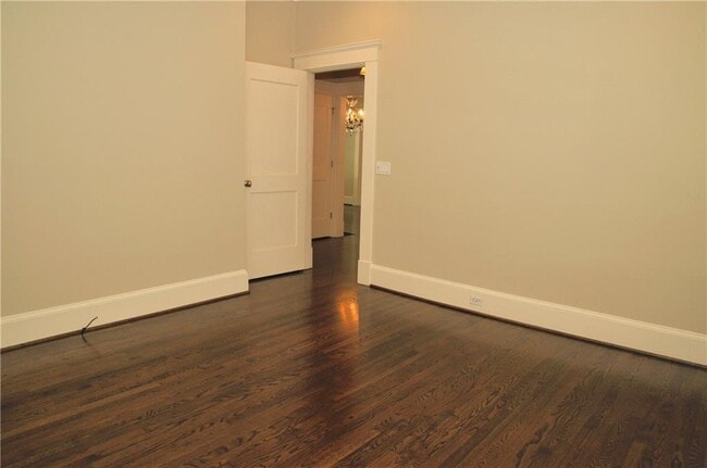 Building Photo - 950 Rupley Dr NE