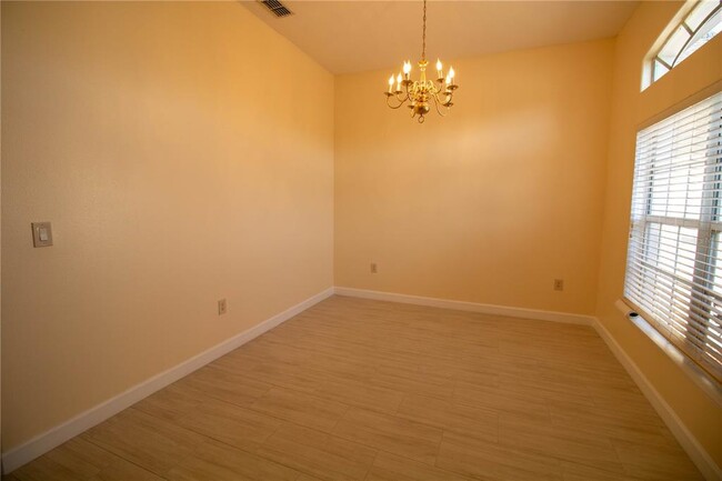 Building Photo - 14369 Babylon Way
