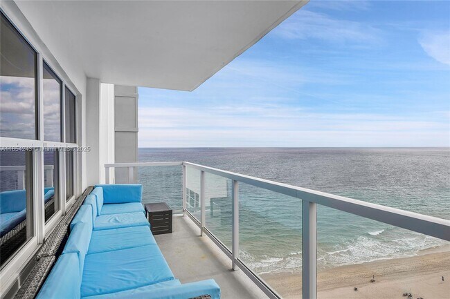 Building Photo - 3750 Galt Ocean Dr