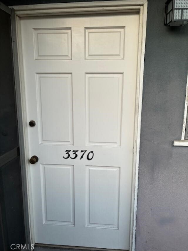 Building Photo - 3370 Barham Blvd