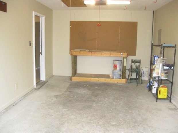 Building Photo - 3 BR Ranch.  Privacy Fenced Backyard.   20260604