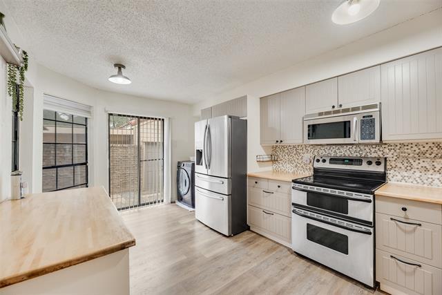 Building Photo - 2502 Tierra Dr