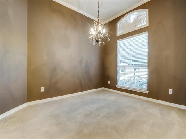 Building Photo - 12770 Swan Lake Dr