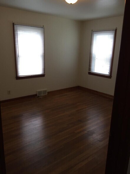 Building Photo - 178 N 4th St