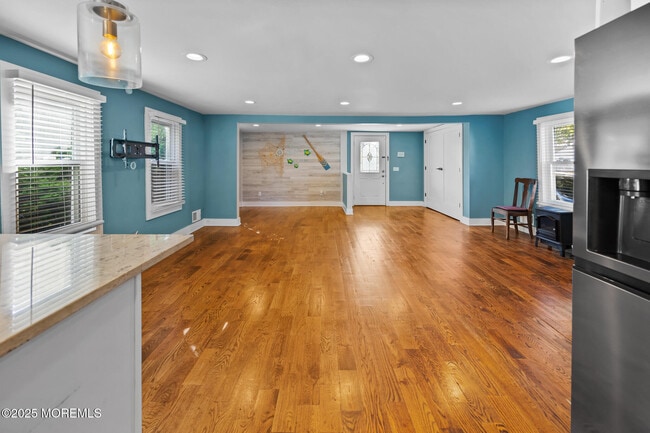 Building Photo - 605 Ocean Gate Ave