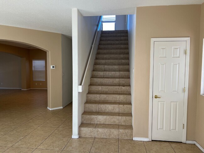 Building Photo - 9219 Colima Ave NW