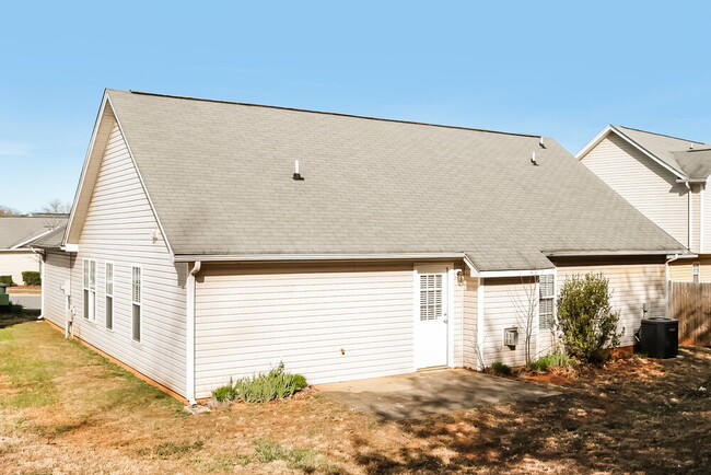 Building Photo - 3615 Sherbourne Ln