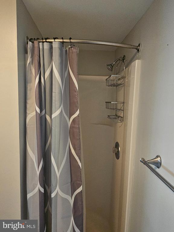 Building Photo - 19 Henlopen Gardens