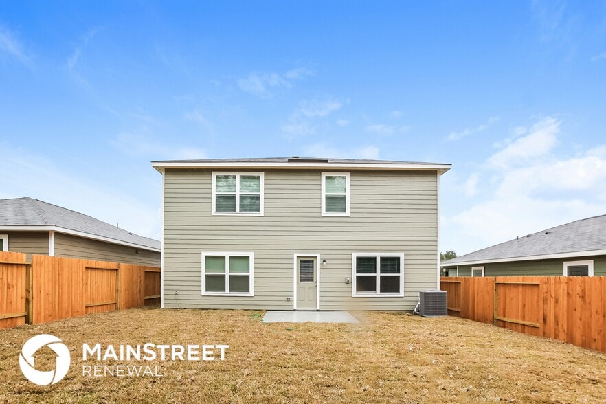 Building Photo - 27088 Leonardo Dr
