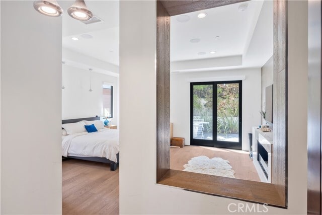 Building Photo - 332 Avenue E