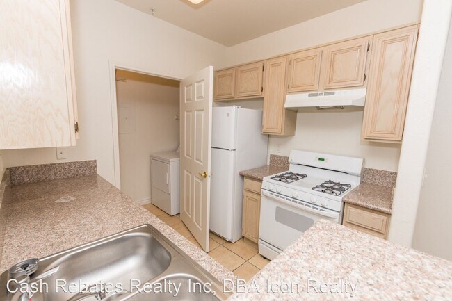 Building Photo - 2 br, 2 bath House - 7185 S Durango Dr #205